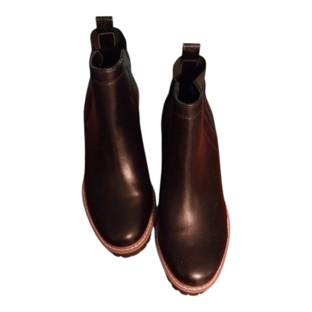 Dolce Vito Water Resistant Leather Lug Sole Heel  Black Ankle Boots